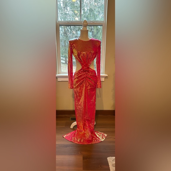 Fashion Nova Luxe Tristy Rushed Sequin Gown-Hot Pink-Size M NWT💕 - Picture 7 of 9